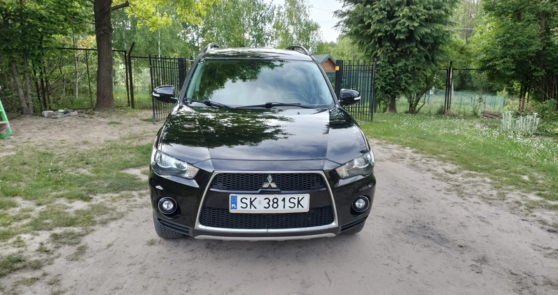 Mitsubishi Outlander cena 38000 przebieg: 181300, rok produkcji 2011 z Dziwnów małe 106